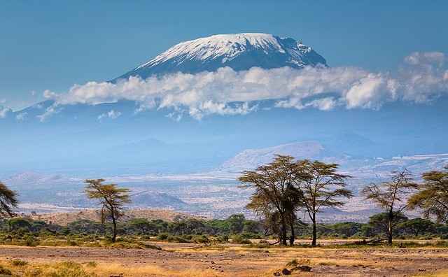 MAJESTIC MOUNT KILIMANJARO : THE ROOF OF AFRICA AWAITS .